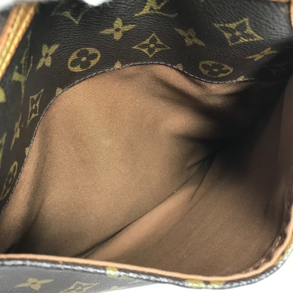 LOUIS VUITTON Brown Monogram Canvas Pochette Shoulder Bag - Picture 10 of 16